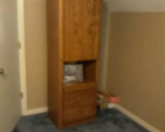 Oak bedroom furniture