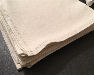 6 Napkins