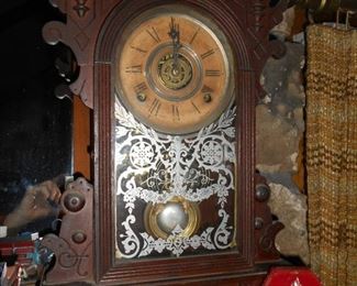 another vintage clock....