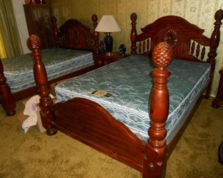 matching beds......
