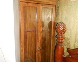 another gun cabinet....