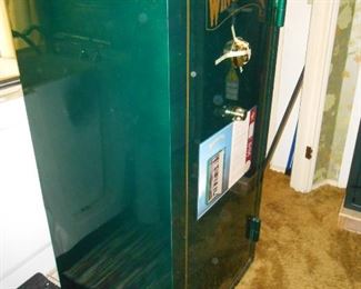 Winchester 24 gun safe