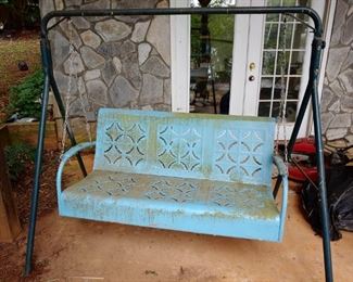 Metal Swing