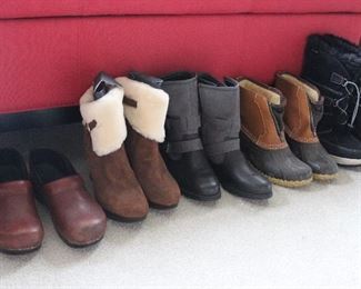 high end ladies shoes: Ugg, dansko, Sorel