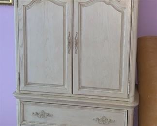 Armoire