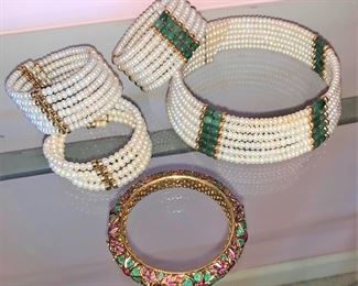 Pearl, Jade and Gold Jewelry