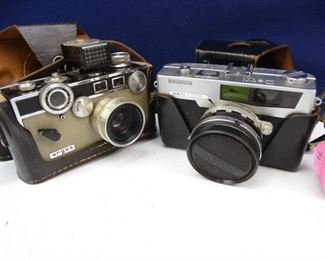 Vintage Argus Petri Brand Cameras  Cases Bundle