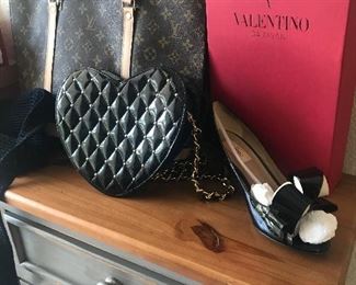 Handbags
Valentino shoes