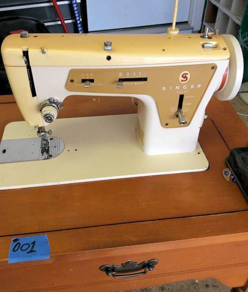 PPT001 Vintage Singer Sewing Machine & Table