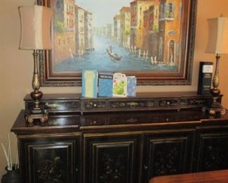 Stunning Heritage Dining Room Suite