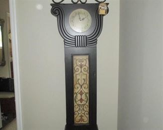 Decorative Grandmother Clock