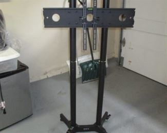 Adjustable TV Stand