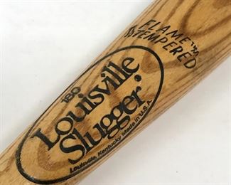 Kirby Puckett Louisville Slugger Bat          https://ctbids.com/#!/description/share/178802