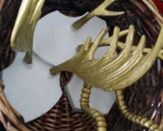 tbs 3 pairs painted tin antlers
