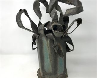 Metal Sculptural Primitive Vase        https://ctbids.com/#!/description/share/178945