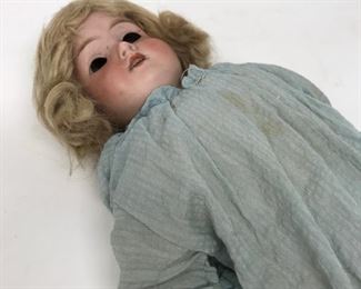 Armond Meiselle Doll https://ctbids.com/#!/description/share/178992