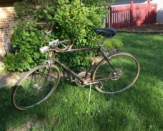Vintage Schwinn Varsity https://ctbids.com/#!/description/share/178982