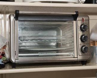 Black and Decker Toaster Oven