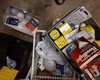 Soooooo many light bulbs in all sizes!