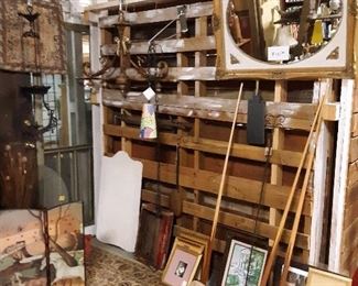 Pallet wall display