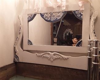 Mosaic trimmed mirror