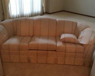 CLAYTON MARCUS SOFA COUCH