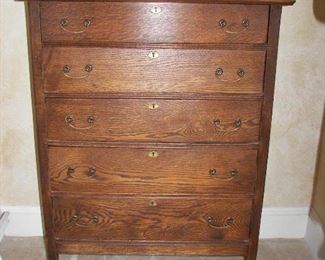 5 drawer oak dresser