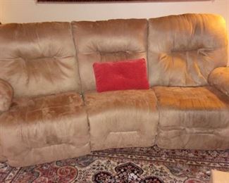 Matching reclining set of Sofa and Loveseat