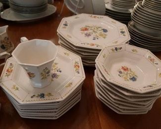 Another china set.