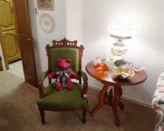 Matching Victorian chair, valnut round antique table and Gone with the Wind style lamp.