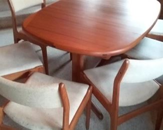 0010 MidCentury Teak Dining Room Table and Chairs
