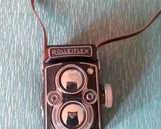 0044 Vintage Rolleiflex Automat 1954 Camera
