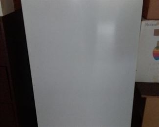 042 Whirlpool Freezer Model WZF34x16DW