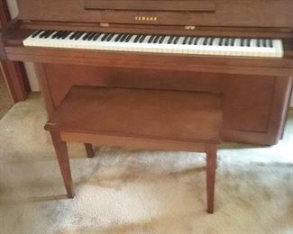 02 Vintage Yamaha Upright Piano