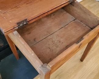 1800s desk