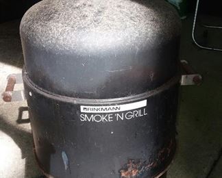 Electric smoker