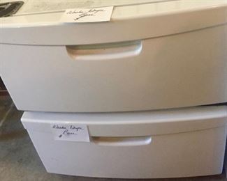 Washer/Dry Pedestals