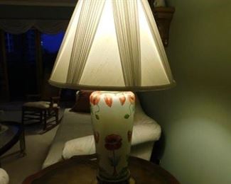 Floral painted ceramic base table lamp with shade