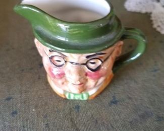 Novelty character small cup
