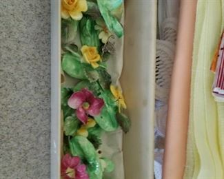Floral napkin holders