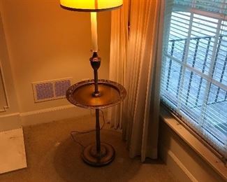 Floor lamp