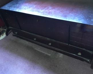 Garage - Cedar chest