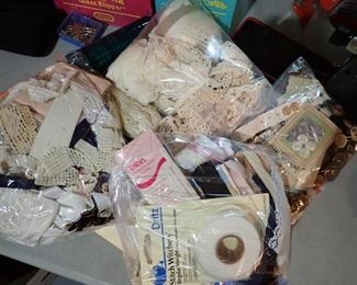 BAG OF LACE / SEWING NOTIONS / THREAD / BUTTONS / NEEDLES