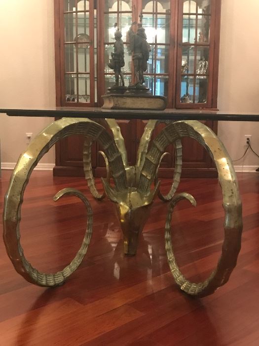 Mid Century Hollywood Regency brass ram's head dining table or desk. In the style of Alain Chervet, this is an incredible piece that will be fabulous and at home in your unique space. Love this!