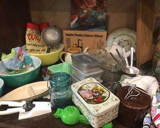 great vintage kitchen items