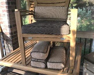 light weight aluminum mod patio set with four chairs