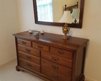 Thomasville Dresser with mirror