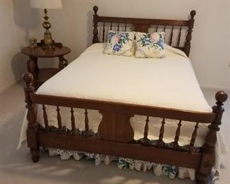Full size bed