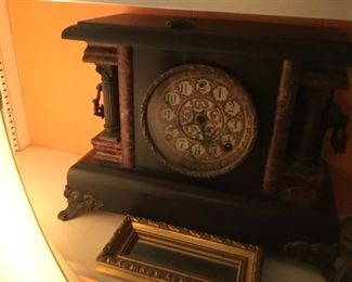 Antique mantle clock
