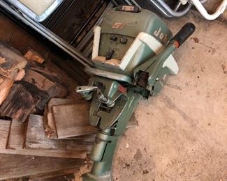 1955 Johnson sea horse 5-1/2 hp kept in the basement for many years. And comes with manual 